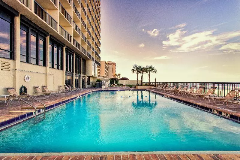 Kurort  Holiday Inn Express & Suites Oceanfront Daytona Beach Shores, An Ihg