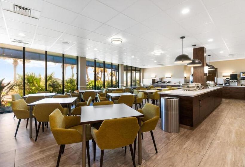 Beachfront Palms Hotel Galveston