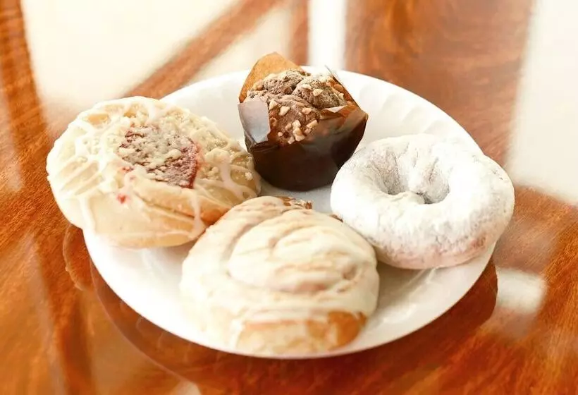 Best Price Motel & Suites