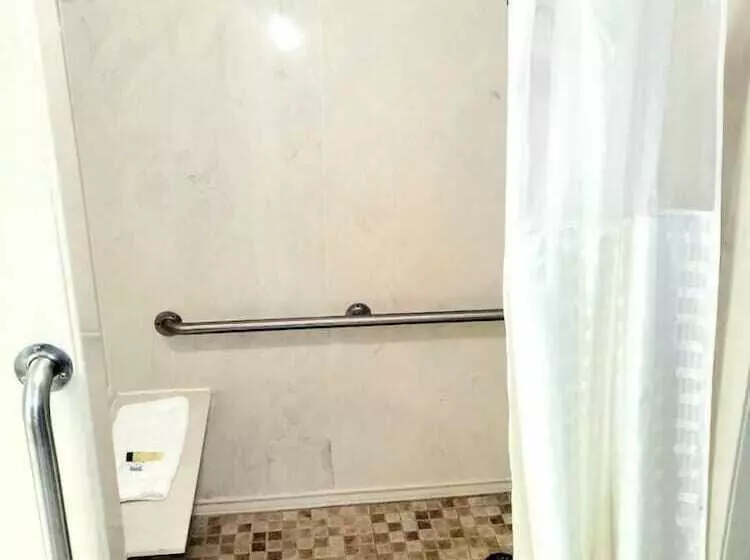 Best Price Motel & Suites