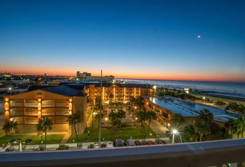 ホテル Clarion Pointe Galveston Beachfront