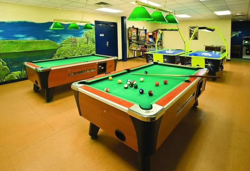 Отель Club Wyndham Shawnee Village