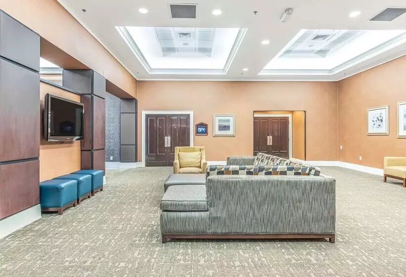 בית מלון כפרי Doubletree By Hilton Columbus