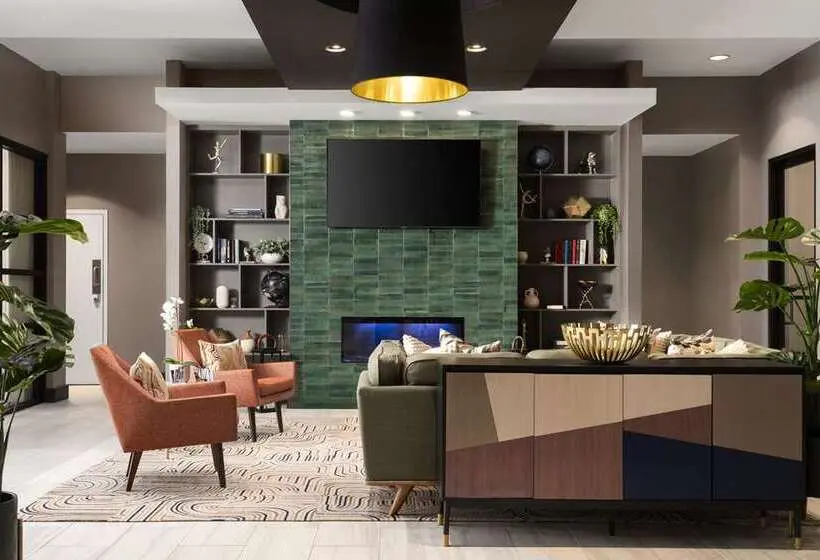 ホテル Doubletree By Hilton Hartford Downtown