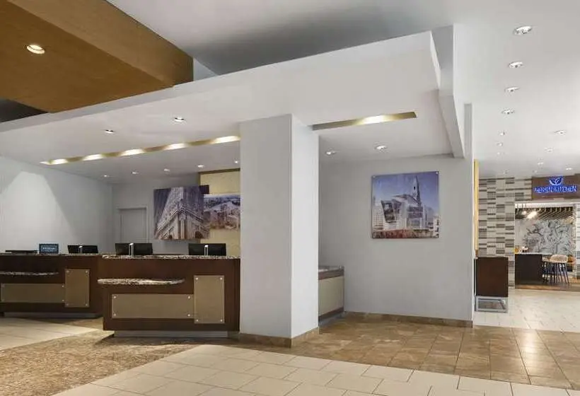 ホテル Doubletree By Hilton Hartford Downtown