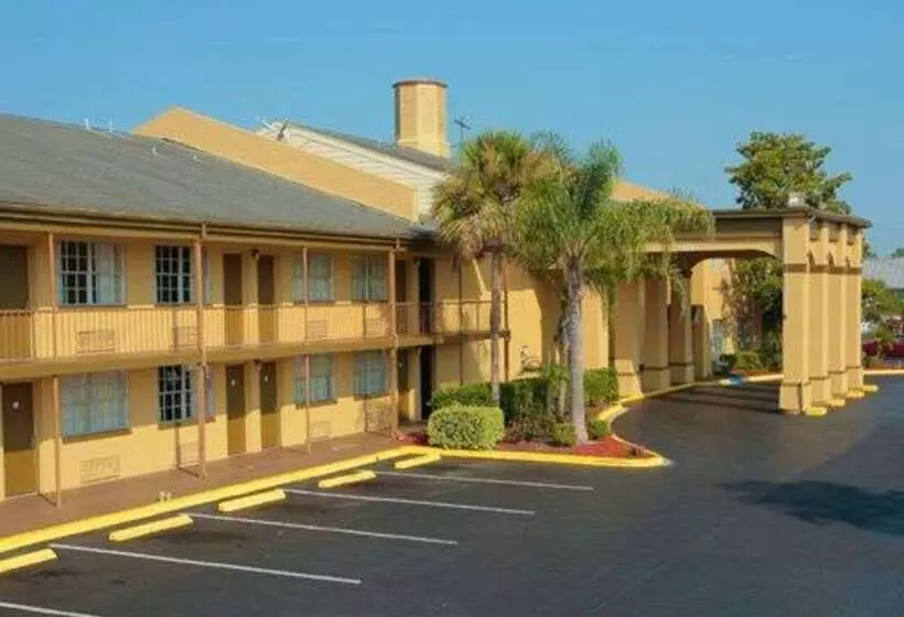 هتل Econo Lodge