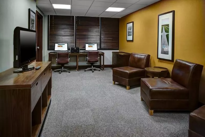 Hotel Four Points Huntsville Airport