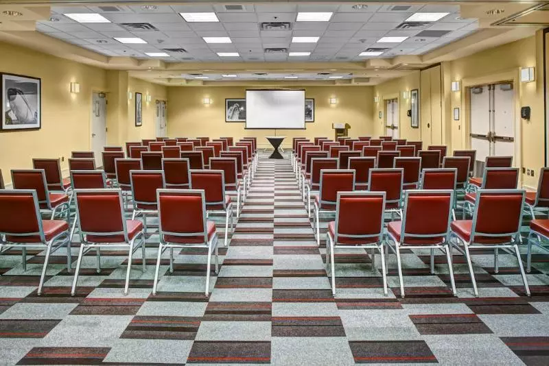 Hotel Four Points Huntsville Airport