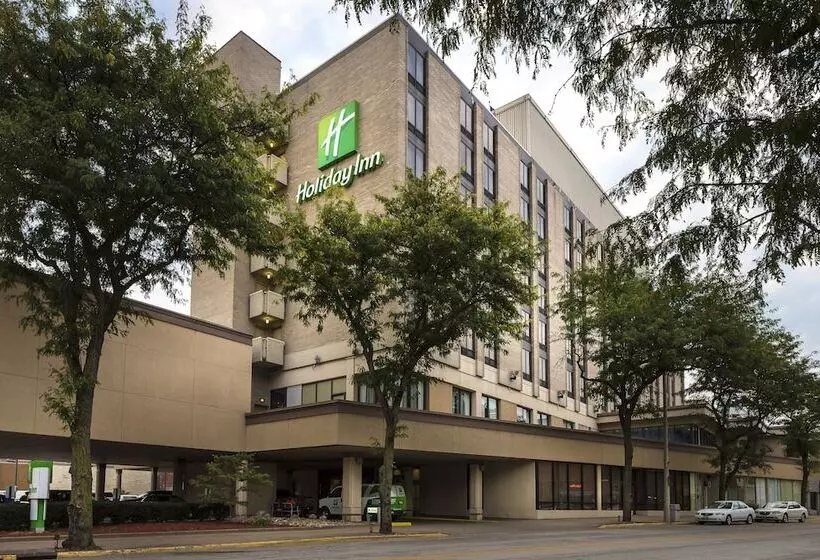 Отель Holiday Inn Rock Island Quad Cities, An Ihg