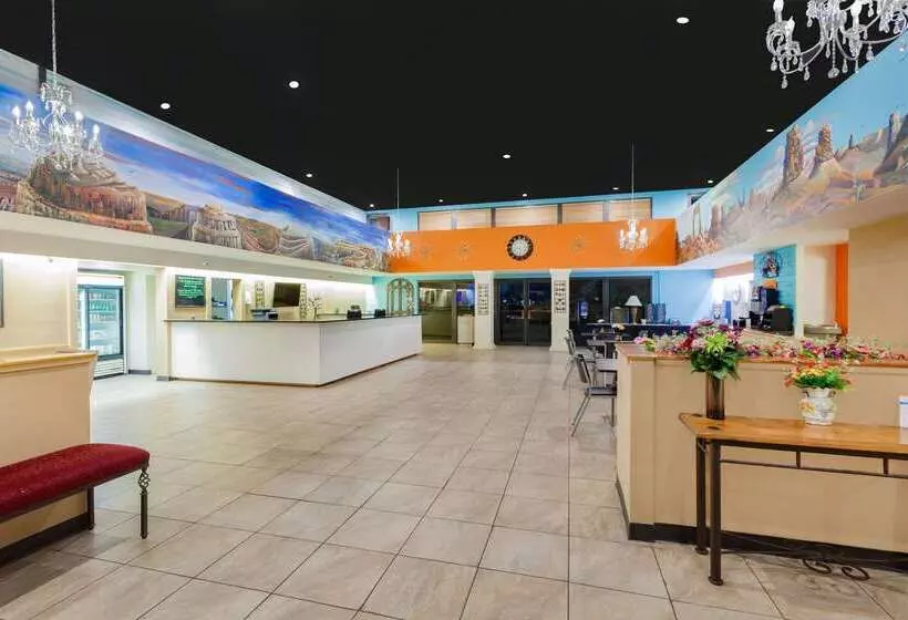 Otel Howard Johnson By Wyndham Yuma