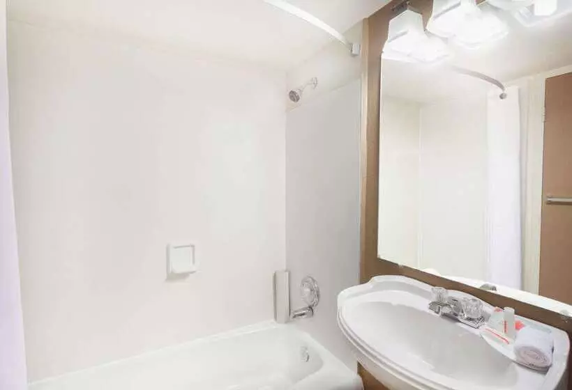 Otel Howard Johnson By Wyndham Yuma