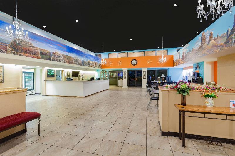 Отель Howard Johnson By Wyndham Yuma