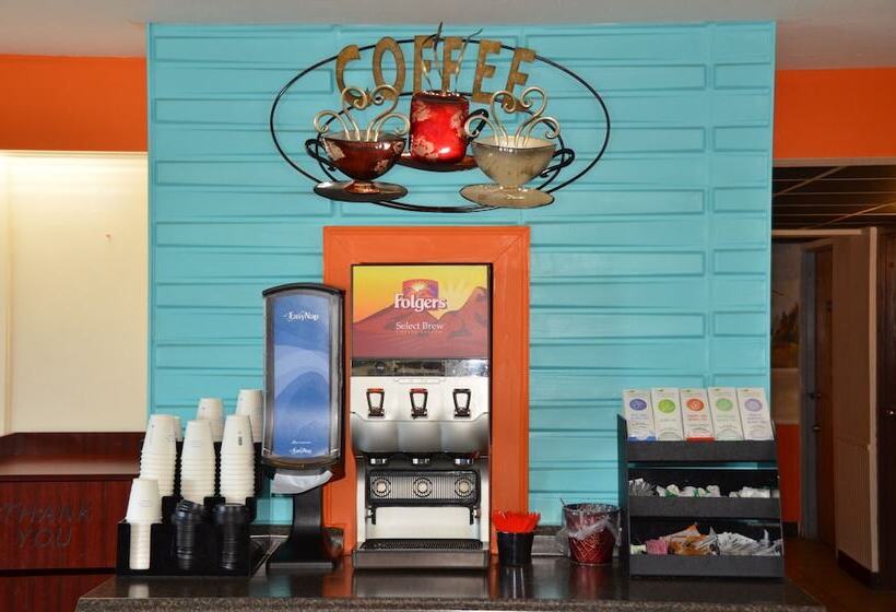 Отель Howard Johnson By Wyndham Yuma