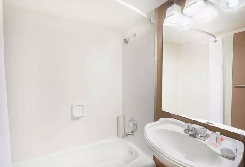 Otel Howard Johnson By Wyndham Yuma