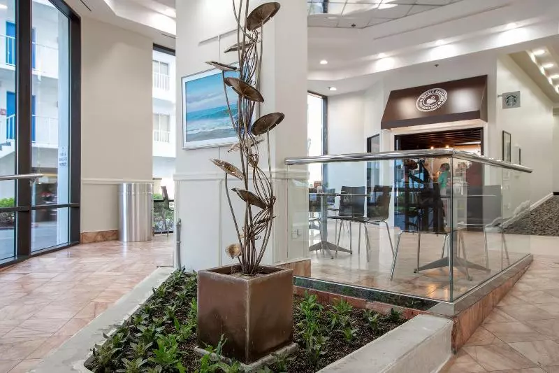 酒店 Princess Royale Oceanfront Resort