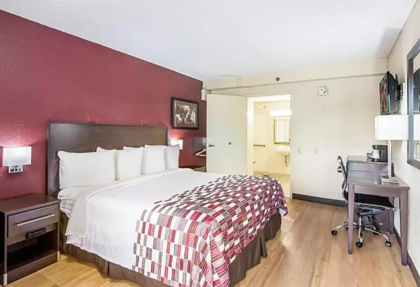 Otel Red Roof Inn Hampton Coliseum And Convention Center