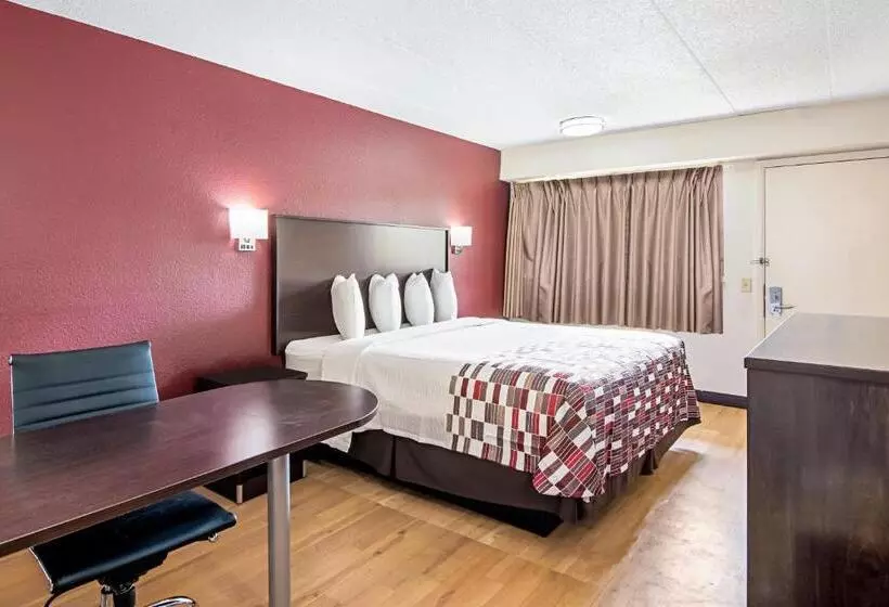 Otel Red Roof Inn Hampton Coliseum And Convention Center