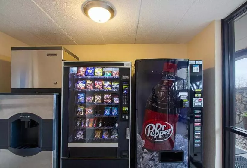 فندق Red Roof Inn Madison, Wi