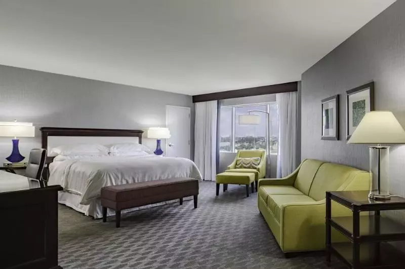 فندق Sheraton Arlington