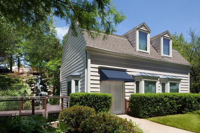 هتل Sheraton Arlington