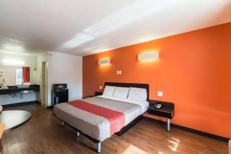 فندق Surestay  By Best Western San Antonio Riverwalk