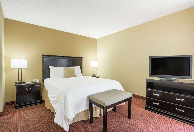 اقامتگاه Hawthorn Extended Stay By Wyndham Dayton
