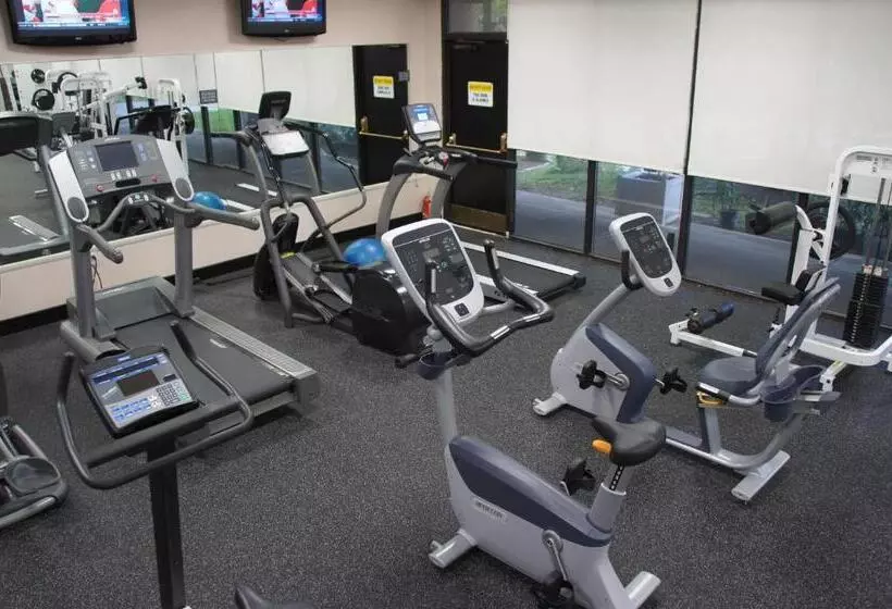 Armon Hotel & Conference Center Stamford Ct