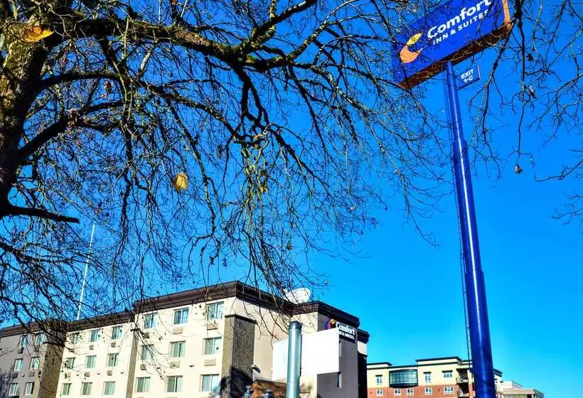 هتل Comfort Inn & Suites Vancouver Downtown City Center