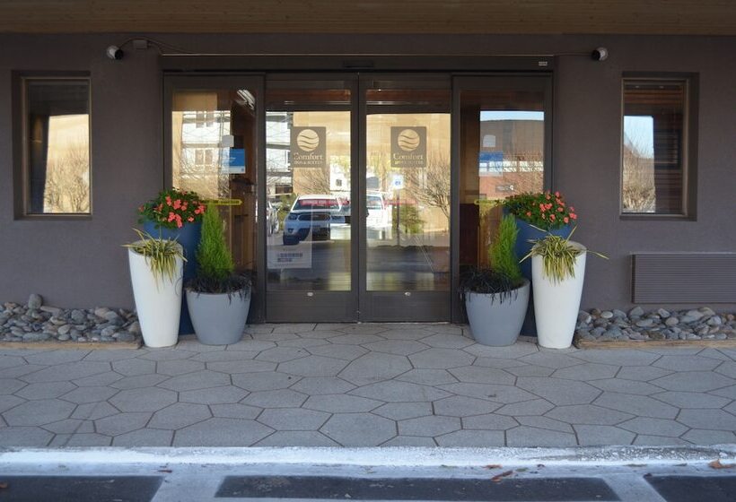 בית מלון כפרי Comfort Inn & Suites Vancouver Downtown City Center