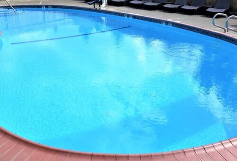 בית מלון כפרי Comfort Inn & Suites Vancouver Downtown City Center