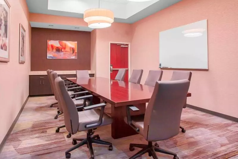 ホテル Courtyard By Marriott Killeen