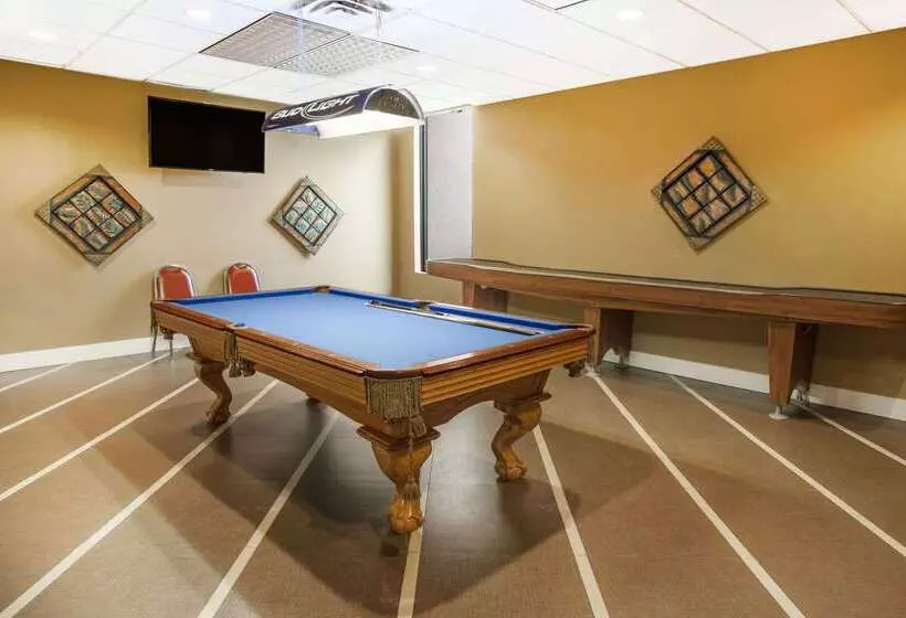 Hotel Days Inn By Wyndham Sherman