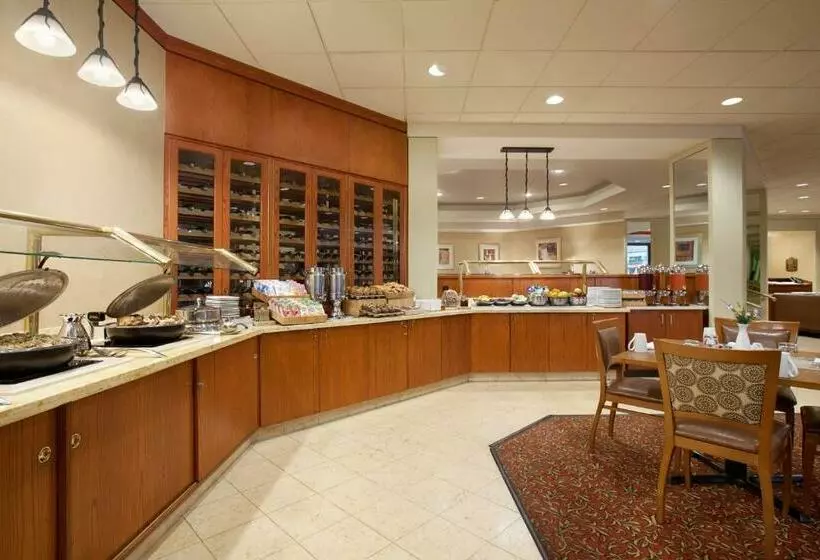 فندق Doubletree By Hilton  Boston  Bedford Glen