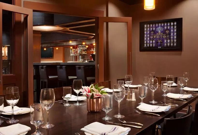 ホテル Doubletree By Hilton Minneapolis Park Place