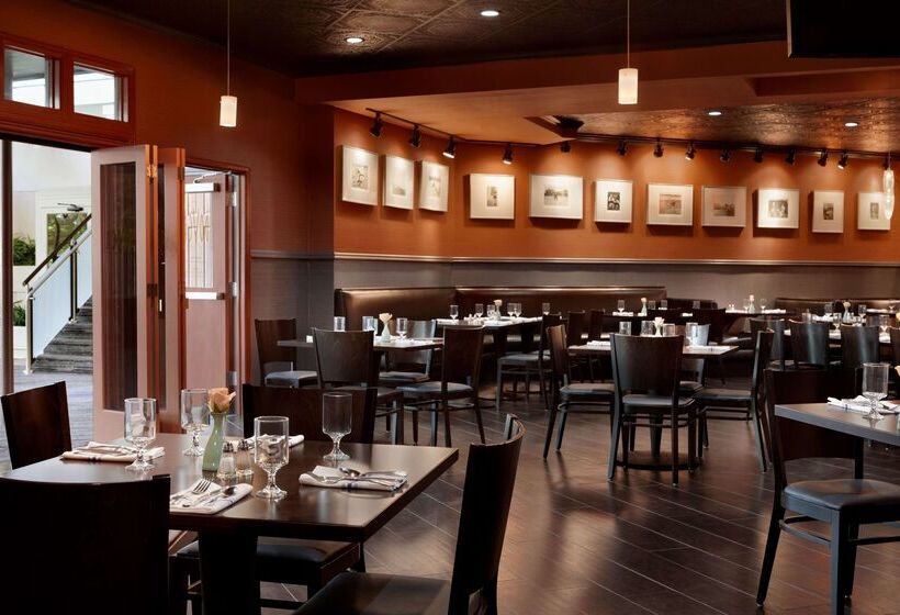 Szálloda Doubletree By Hilton Minneapolis Park Place