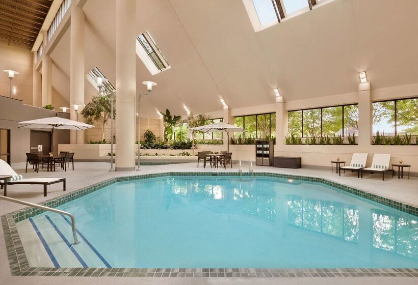 Szálloda Doubletree By Hilton Minneapolis Park Place