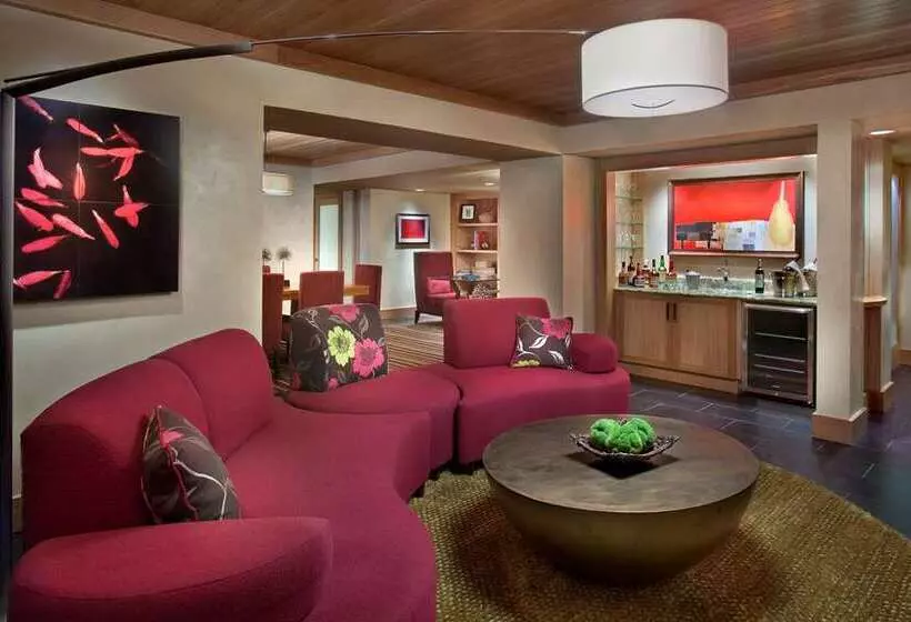 בית מלון כפרי Hilton Palacio Del Rio