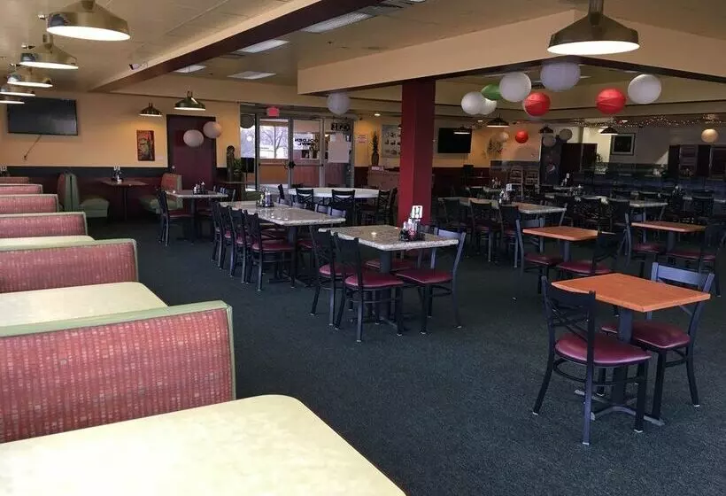 فندق Howard Johnson By Wyndham Denver West