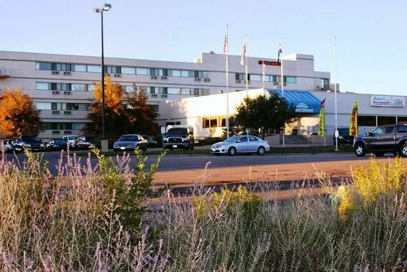 فندق Howard Johnson By Wyndham Denver West