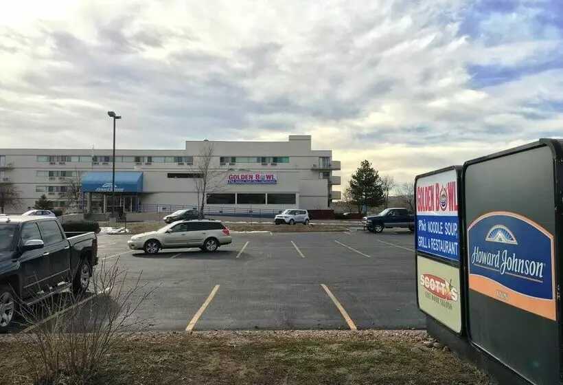 فندق Howard Johnson By Wyndham Denver West