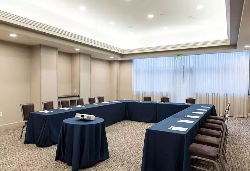 Hotel Inn At The Colonnade Baltimore A Doubletree By Hilton