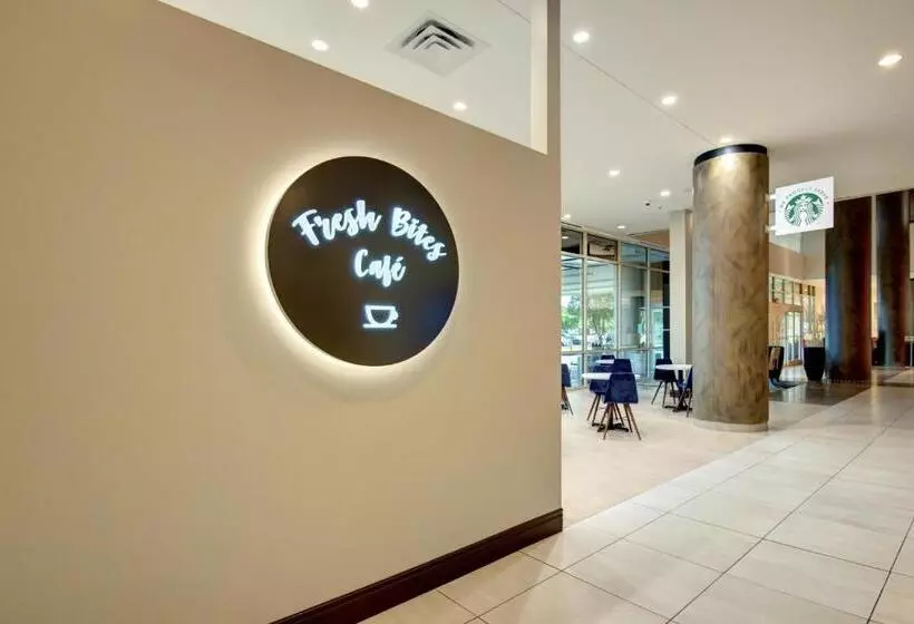 בית מלון כפרי Tulsa Marriott Southern Hills