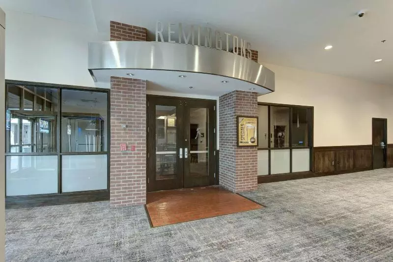 בית מלון כפרי Tulsa Marriott Southern Hills