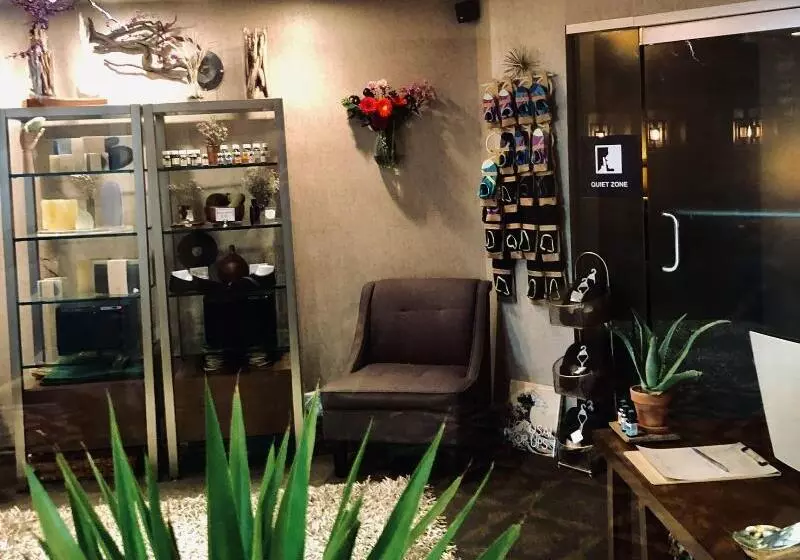 בית מלון כפרי Tulsa Marriott Southern Hills