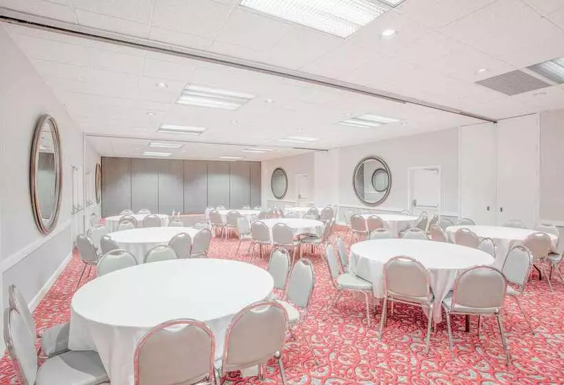 酒店 Ramada By Wyndham Barstow