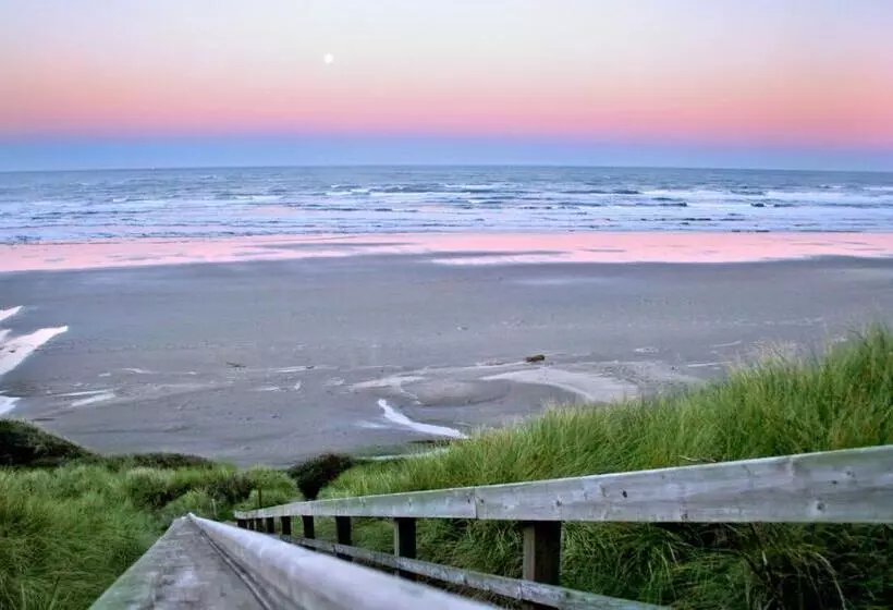 Otel Shilo Inns Newport Oceanfront