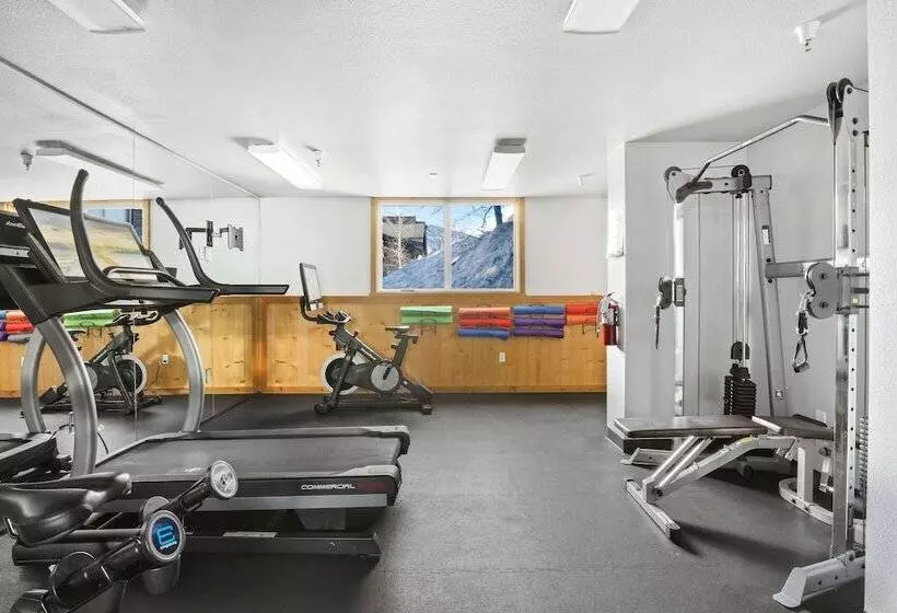 酒店 Outbound Mammoth