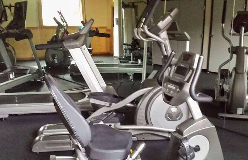 هتل Outbound Mammoth