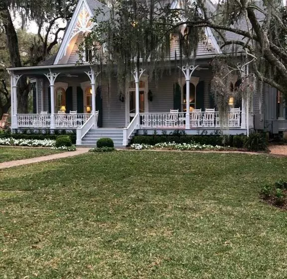 酒店 St. Francisville Inn