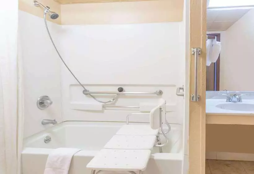 酒店 Super 8 By Wyndham Colo. Sprs. Garden Of The Gods